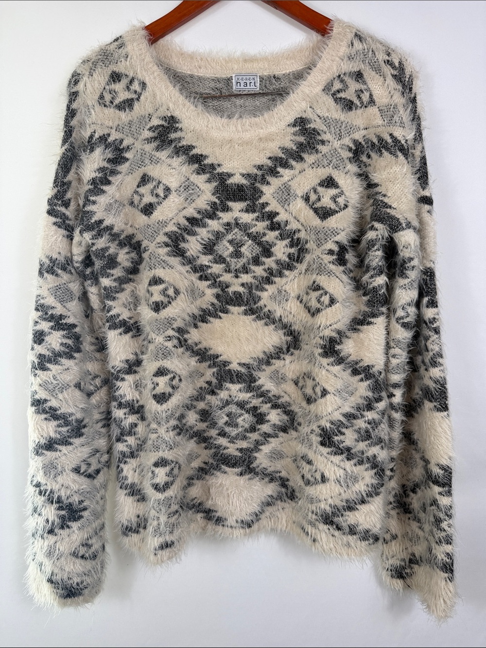 KEREN hart Cream & Charcoal Fuzzy Geometric Crewneck Sweater Womens Size M. Soft